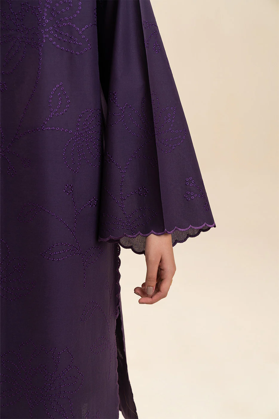 2 PIECE EMBROIDERED LAWN SUIT-NIGHTSHADE (UNSTITCHED) - Image 6