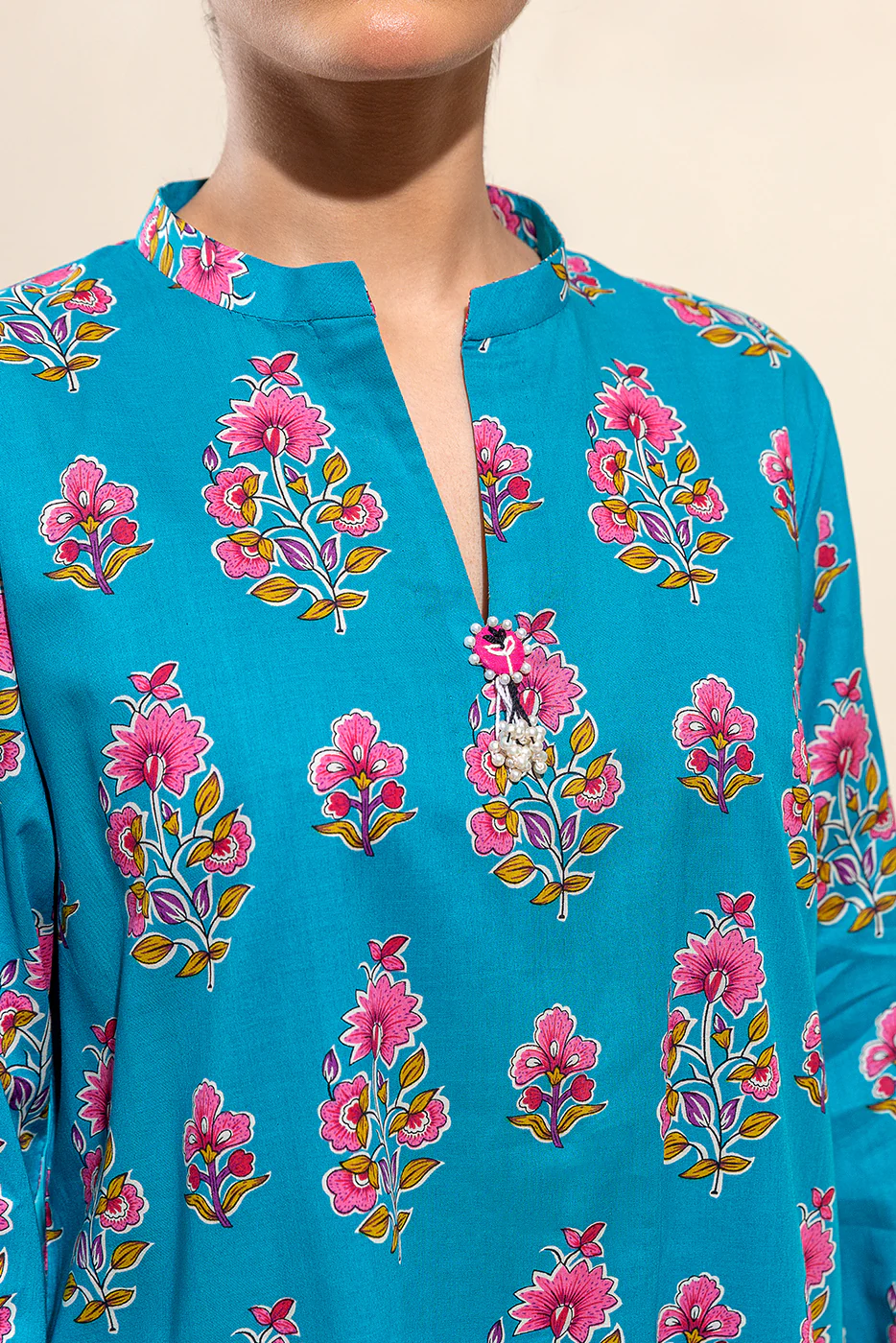 2 PIECE PRINTED LAWN SUIT-CERULEAN AURA (UNSTITCHED) - Image 4