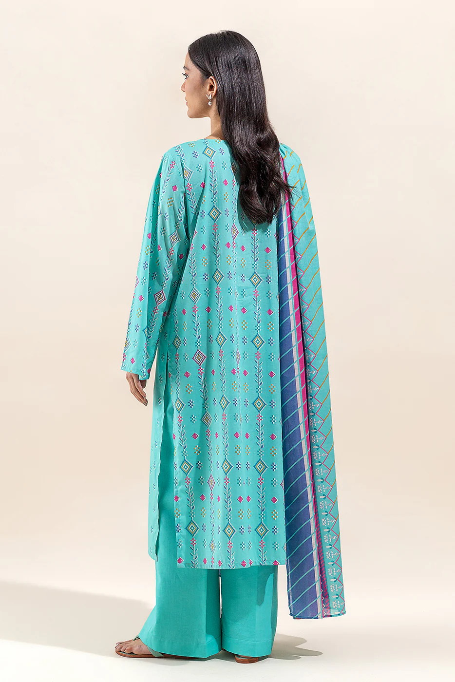 2 PIECE EMBROIDERED LAWN SUIT-REEF WATERS (UNSTITCHED) - Image 5