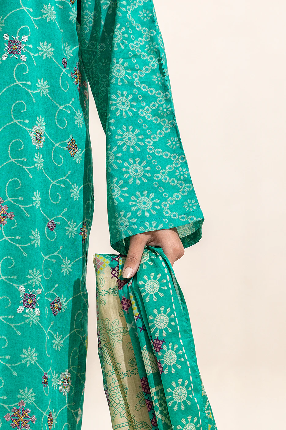 2 PIECE EMBROIDERED LAWN SUIT-SPRING BUD (UNSTITCHED) - Image 3