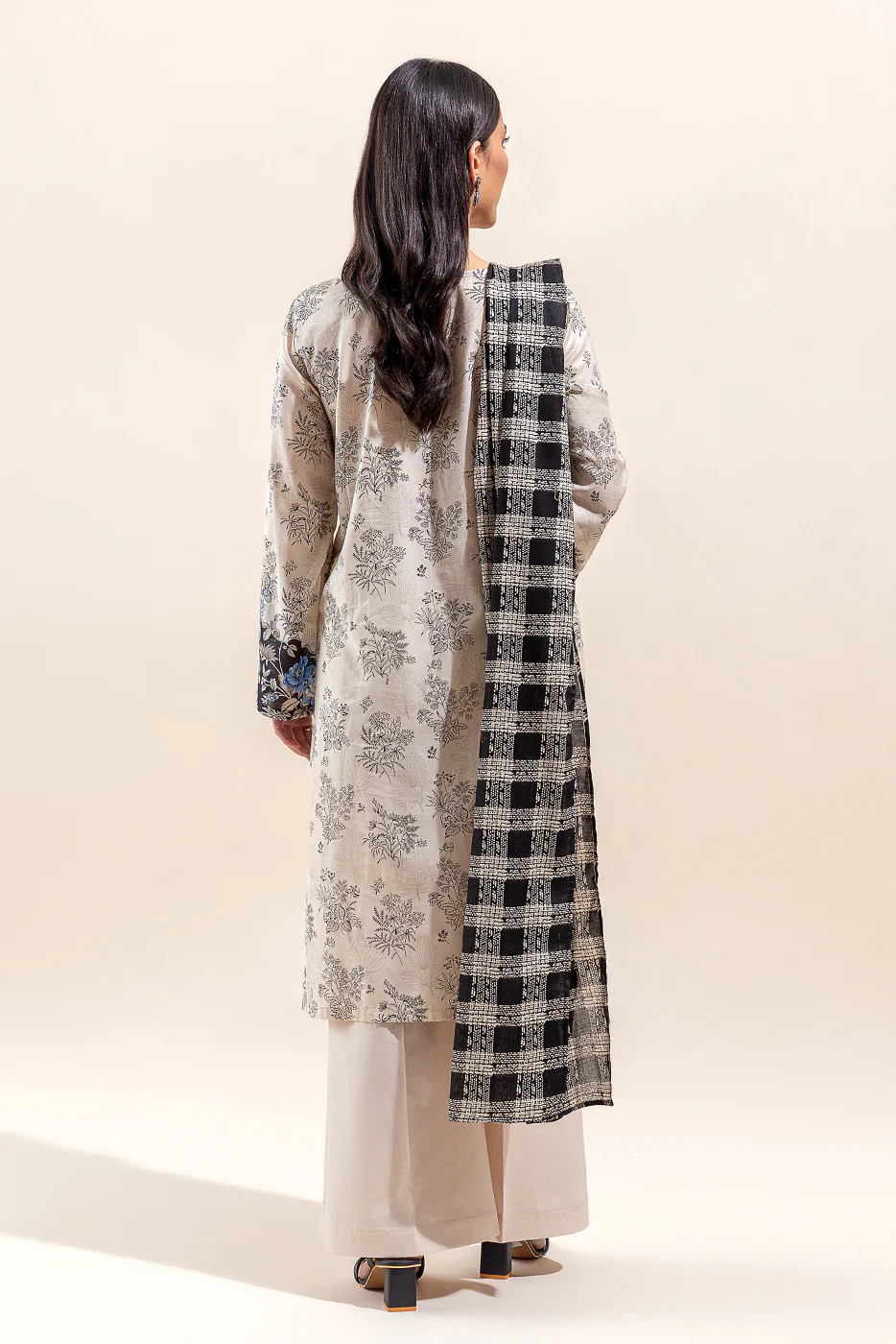 2 PIECE PRINTED LAWN SUIT-BOTANIC ECHO (UNSTITCHED) - Image 5