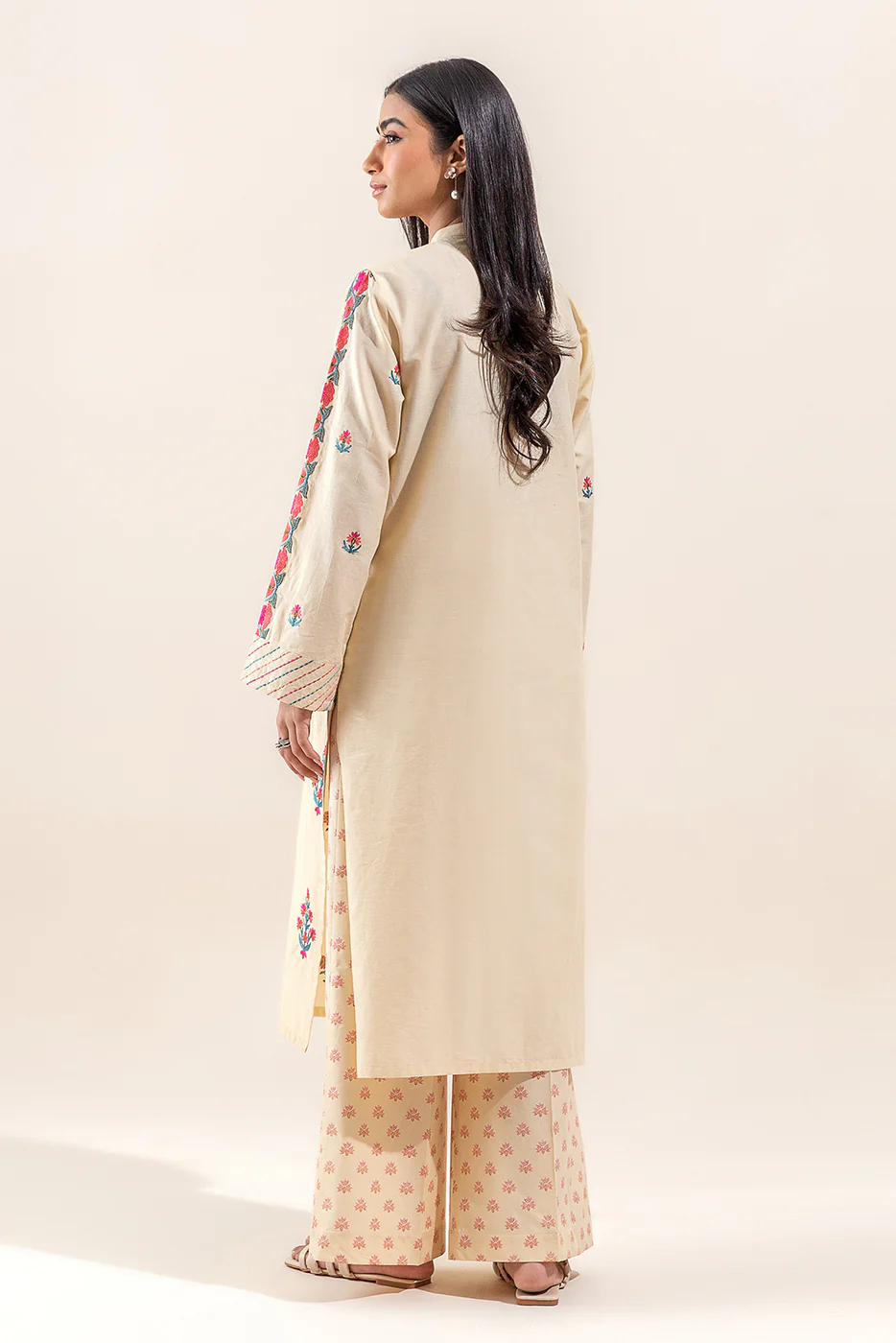 2 PIECE EMBROIDERED LAWN SUIT-FRENCH VANILLA (UNSTITCHED) - Image 2