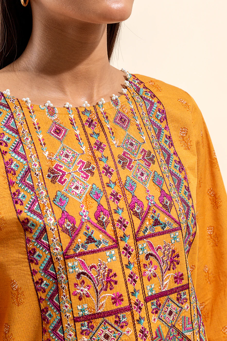 3 PIECE EMBROIDERED LAWN SUIT-SAFFRON GLORY (UNSTITCHED) - Image 4