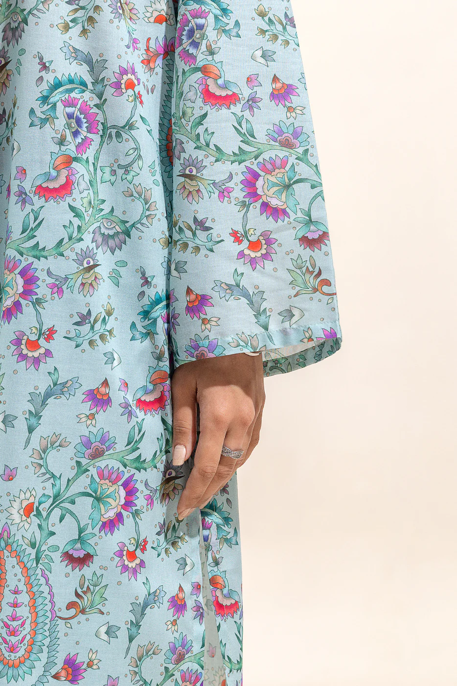 3 PIECE PRINTED LAWN SUIT-GREY MIST (UNSTITCHED) - Image 3