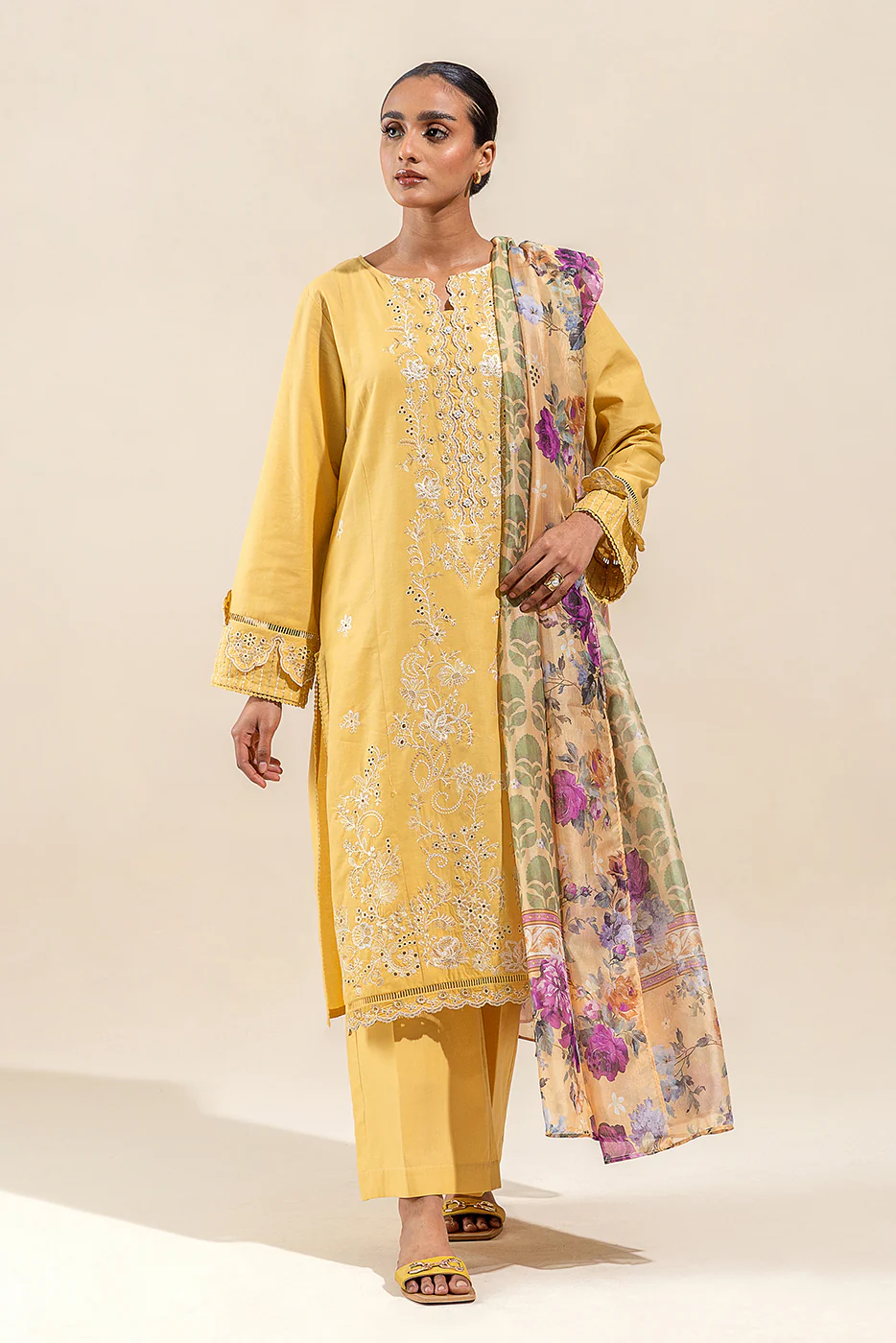 3 PIECE EMBROIDERED LAWN SUIT-VANILLA GLARE (UNSTITCHED) - Image 2