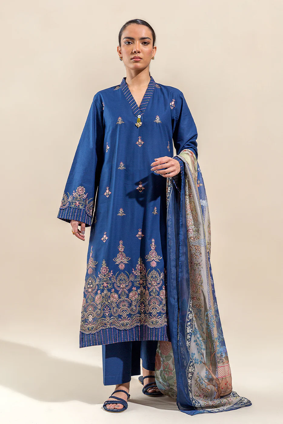 3 PIECE EMBROIDERED LAWN SUIT-TWILLIGHT BLOOM (UNSTITCHED) - Image 6
