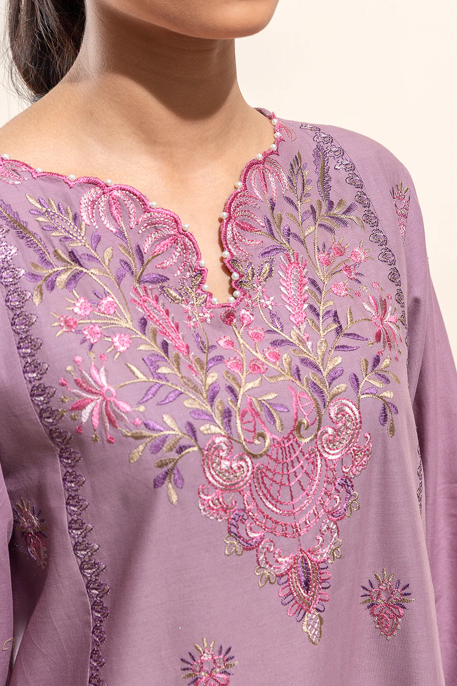 3 PIECE EMBROIDERED LAWN SUIT-ORCHID HAZE (UNSTITCHED) - Image 4