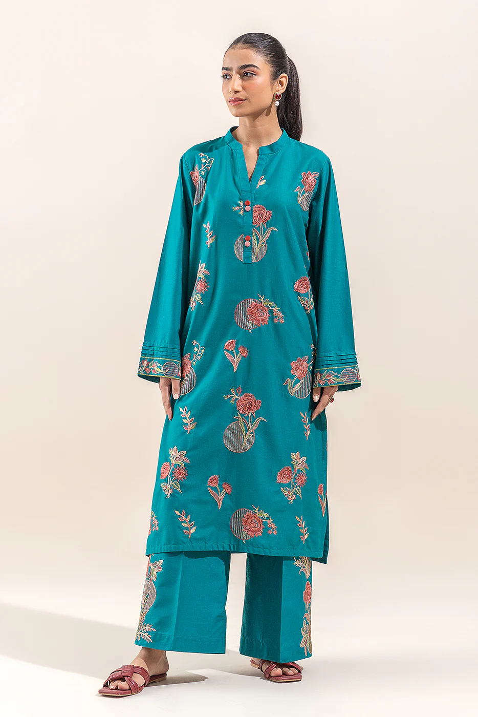 2 PIECE EMBROIDERED LAWN SUIT-CRYSTAL LAKE (UNSTITCHED) - Image 2