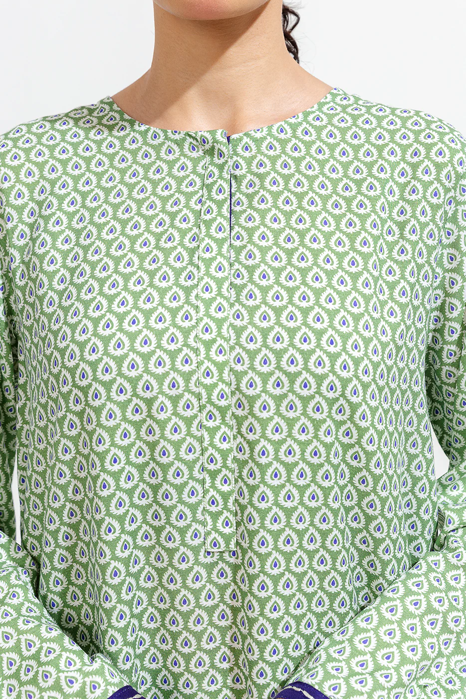 2 PIECE PRINTED VISCOSE SUIT (PRET) - Image 4