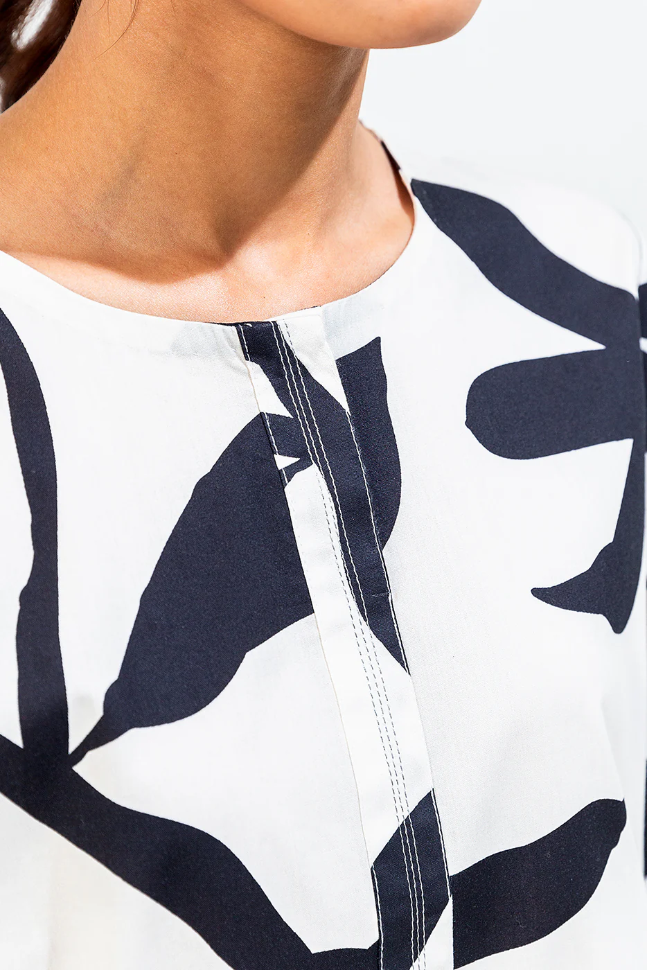 PRINTED CAMBRIC SHIRT (PRET) - Image 6
