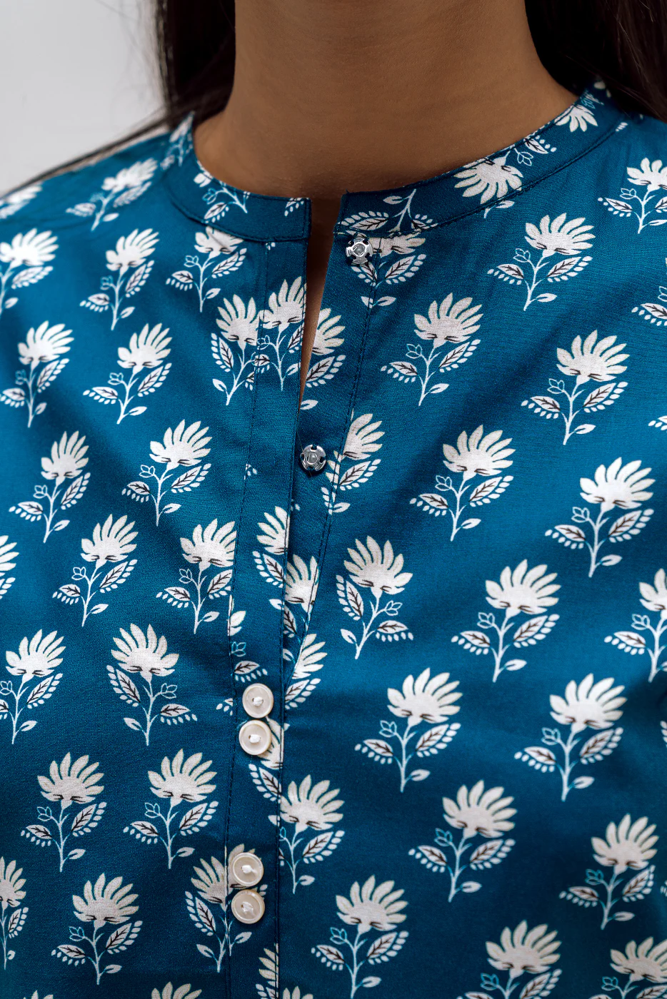 PRINTED CAMBRIC SHIRT (PRET) - Image 4