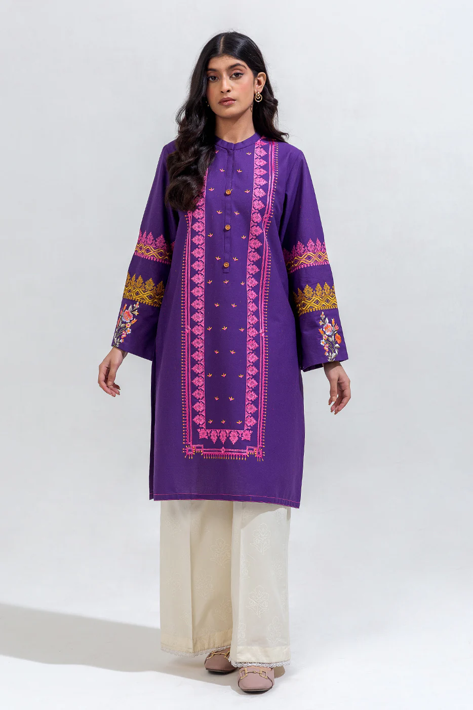 EMBROIDERED CAMBRIC SHIRT (PRET) - Image 2