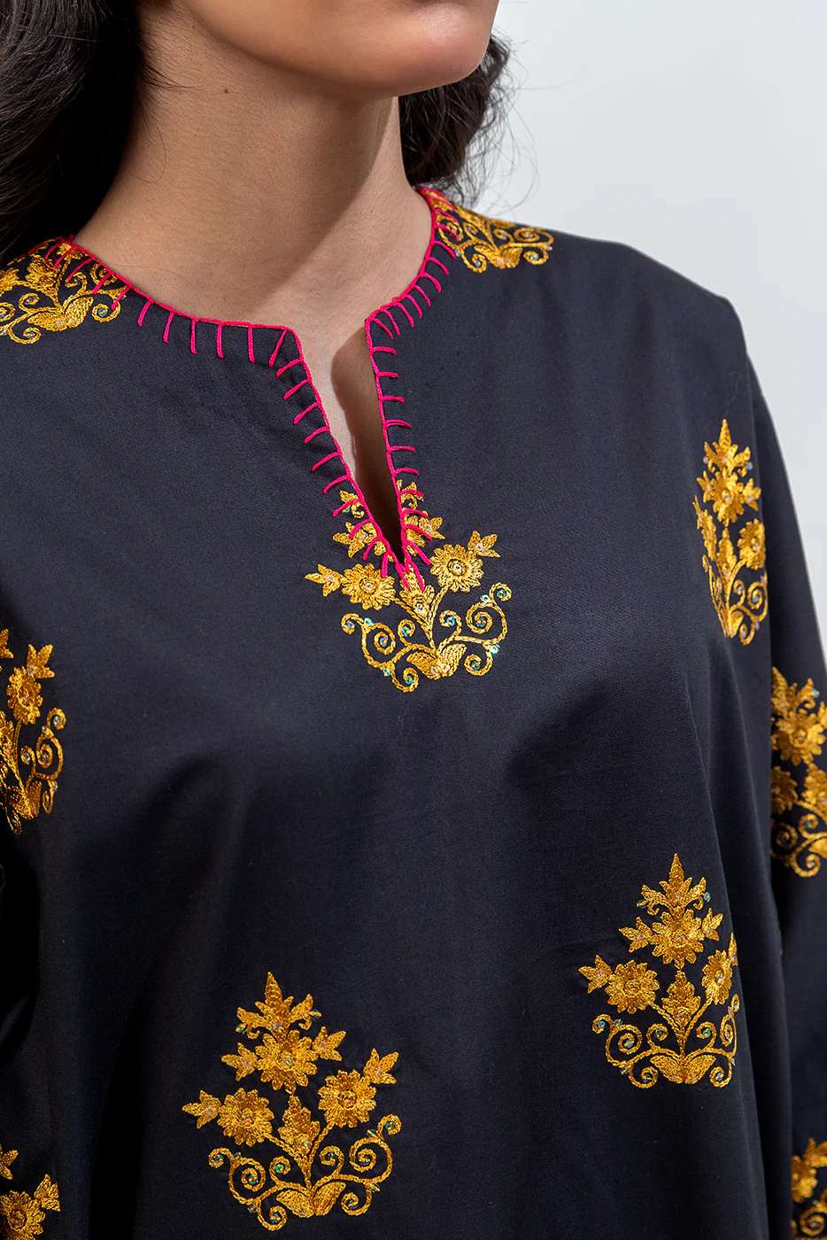 3 PIECE EMBROIDERED CAMBRIC SUIT (PRET) - Image 5