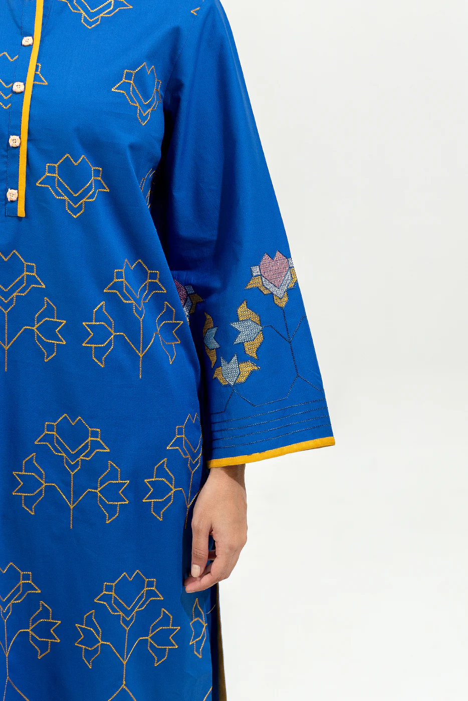 2 PIECE EMBROIDERED CAMBRIC SUIT (PRET) - Image 5