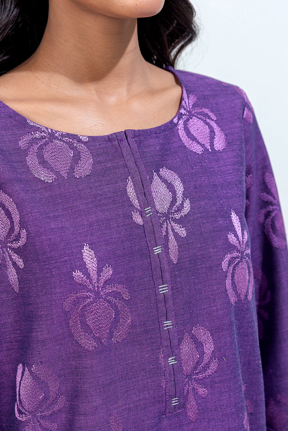 2 PIECE EMBROIDERED CHAMBRAY SUIT (PRET) - Image 4