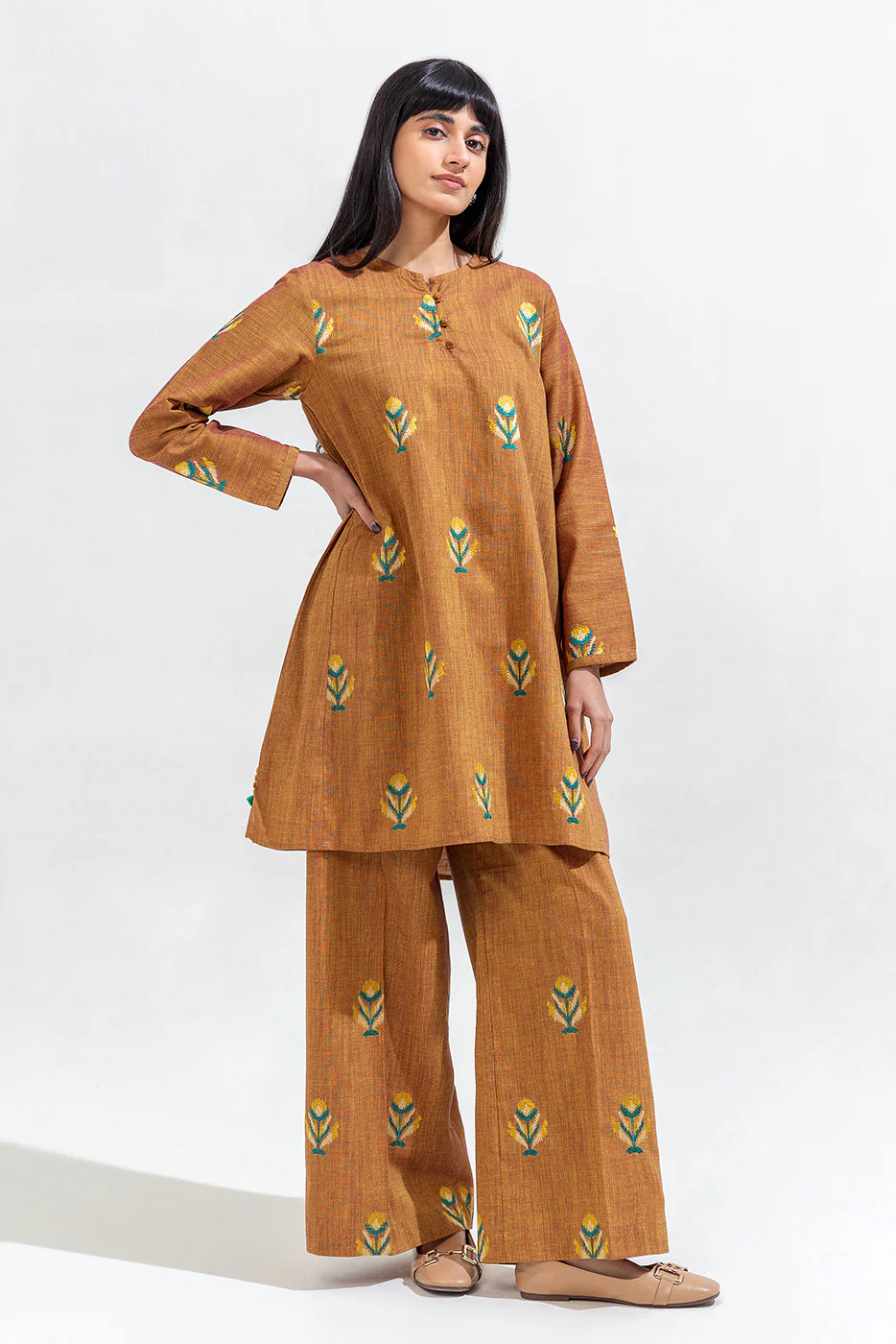 2 PIECE EMBROIDERED CHAMBRAY SUIT (PRET) - Image 2