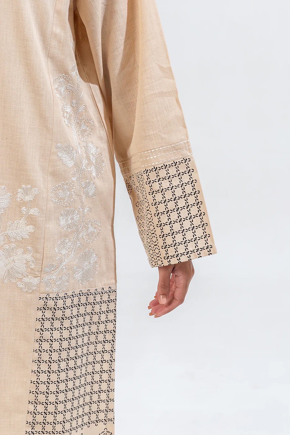 2 PIECE EMBROIDERED KHADDAR SUIT (PRET) - Image 5