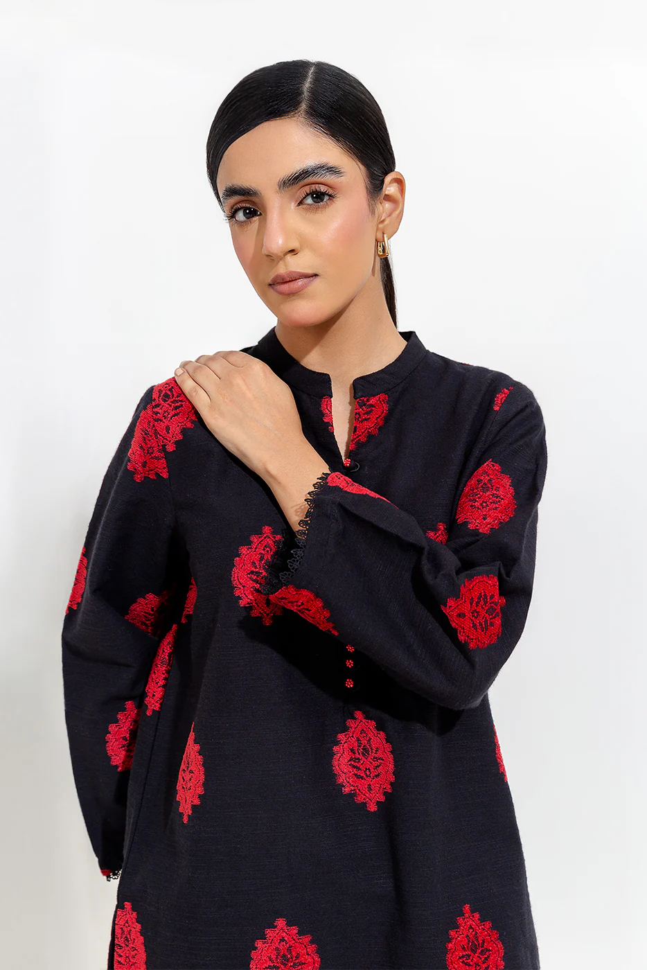 2 PIECE BASIC KHADDAR SUIT (PRET) - Image 2