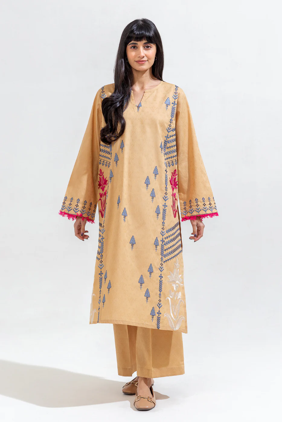 2 PIECE EMBROIDERED CAMBRIC JACQUARD SUIT (PRET) - Image 2