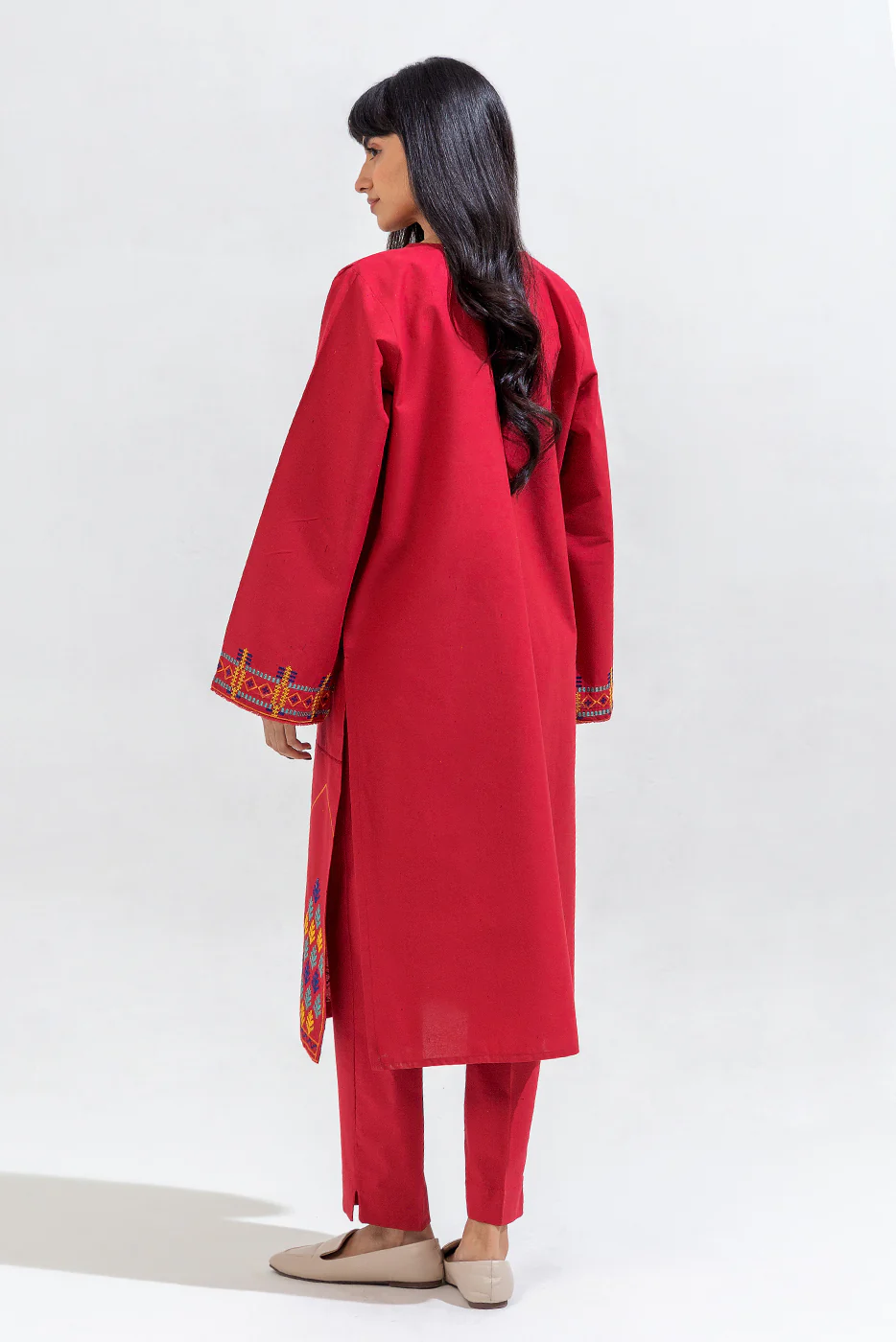 2 PIECE EMBROIDERED CAMBRIC SUIT (PRET) - Image 3