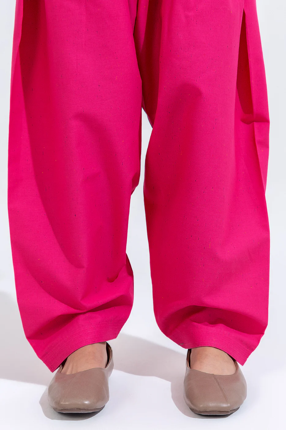 2 PIECE EMBROIDERED CAMBRIC SUIT (PRET) - Image 4