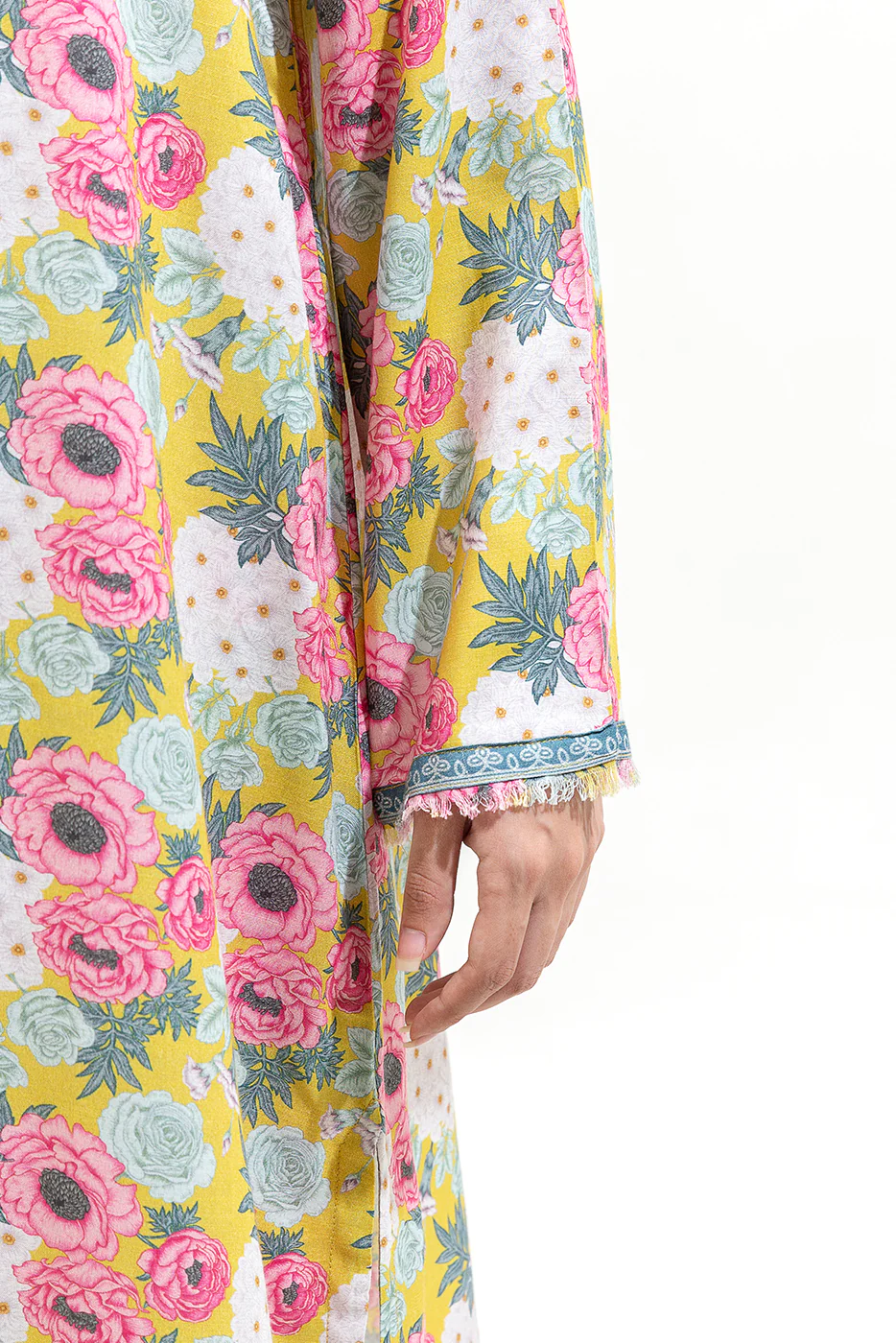 2 PIECE PRINTED VISCOSE SUIT (PRET) - Image 5