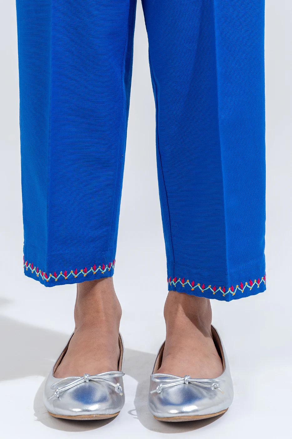 2 PIECE EMBROIDERED KHADDAR SUIT (PRET) - Image 6