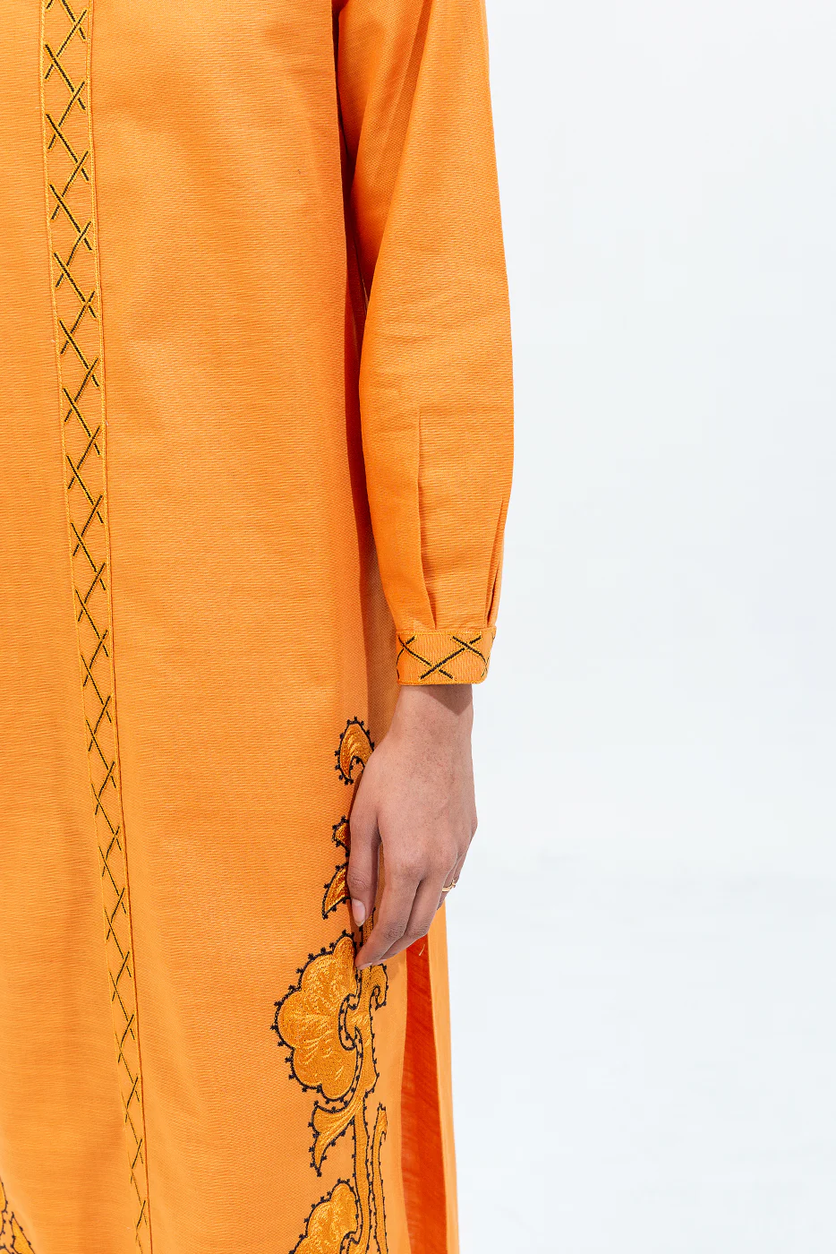 2 PIECE EMBROIDERED KHADDAR SUIT (PRET) - Image 5