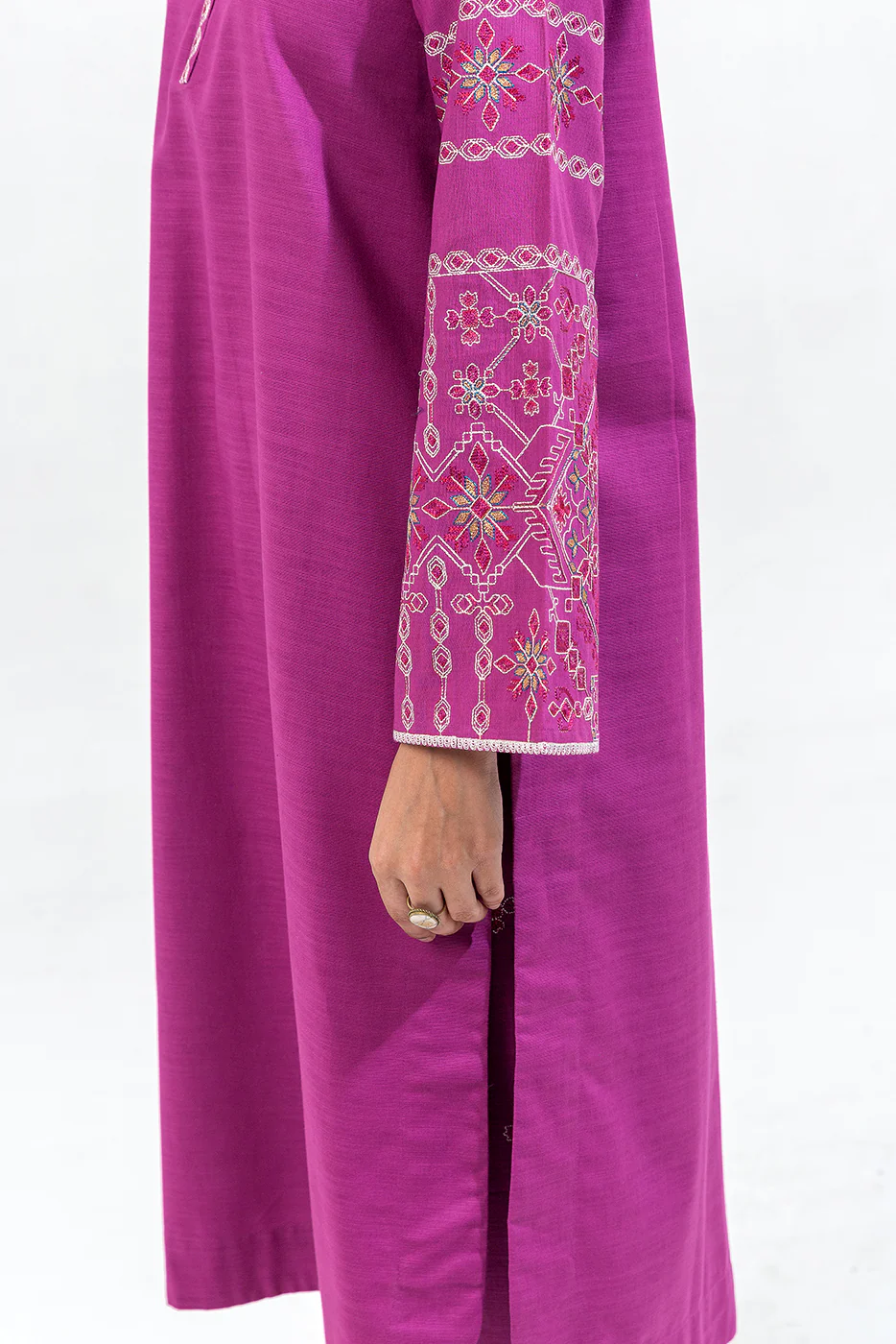 2 PIECE EMBROIDERED KHADDAR SUIT (PRET) - Image 4