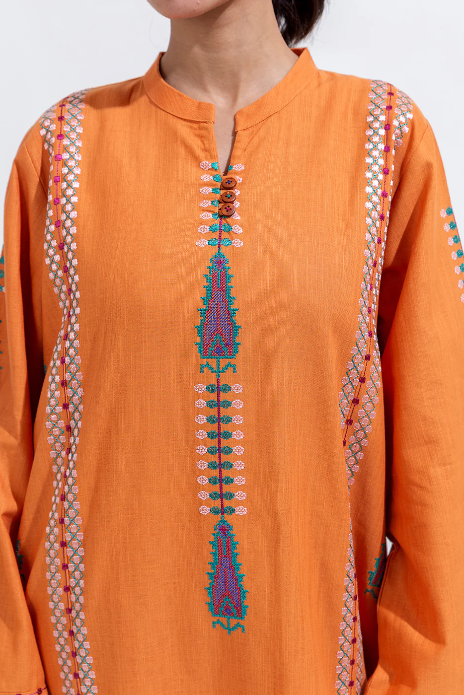 2 PIECE EMBROIDERED KHADDAR SUIT (PRET) - Image 4
