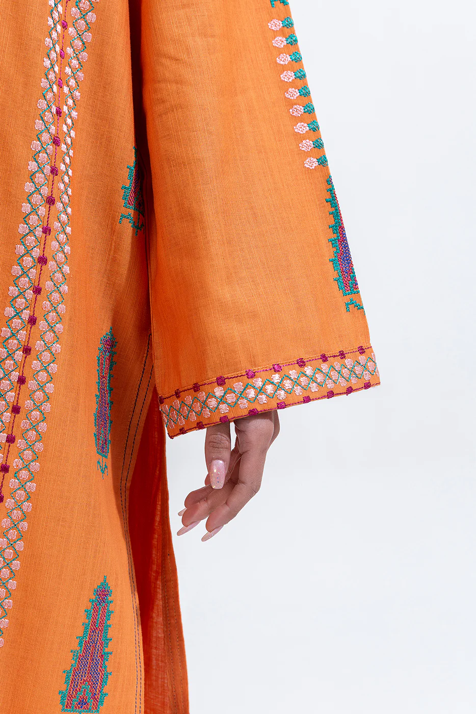 2 PIECE EMBROIDERED KHADDAR SUIT (PRET) - Image 5