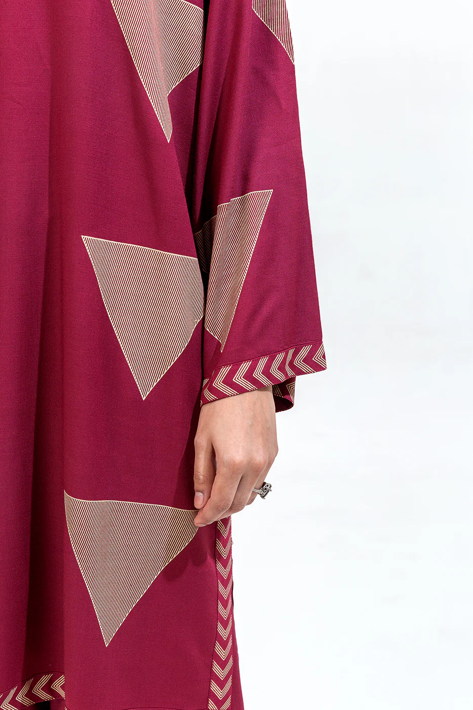 2 PIECE PRINTED VISCOSE SUIT (PRET) - Image 5