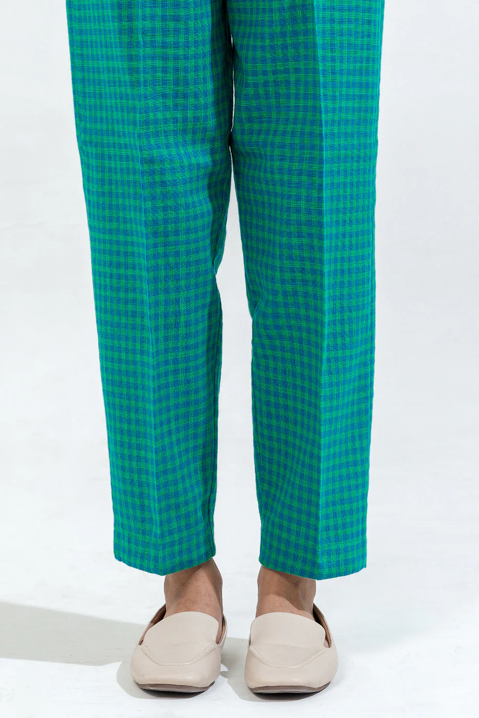 2 PIECE EMBROIDERED JACQUARD SUIT (PRET) - Image 7