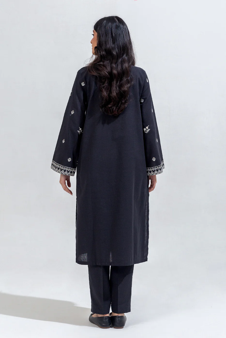 2 PIECE EMBROIDERED KHADDAR SUIT (PRET) - Image 4