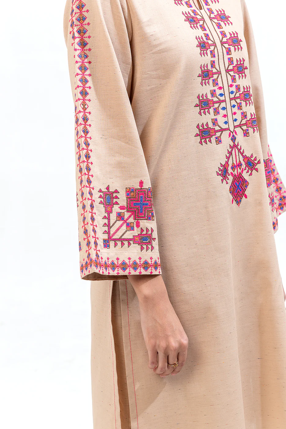 2 PIECE EMBROIDERED KHADDAR SUIT (PRET) - Image 6