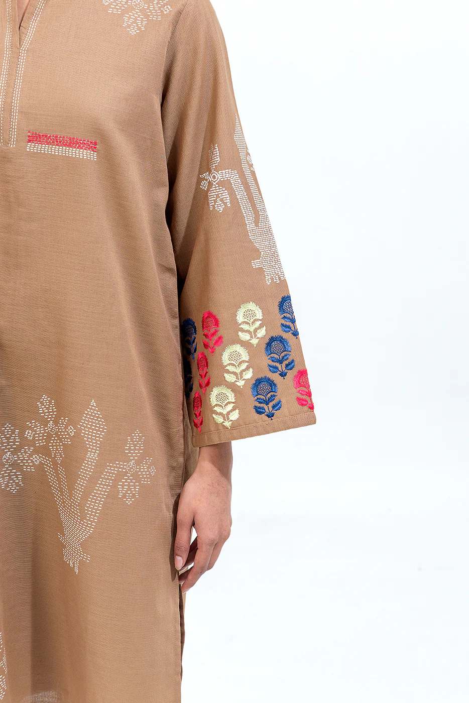 2 PIECE EMBROIDERED KHADDAR SUIT (PRET) - Image 5