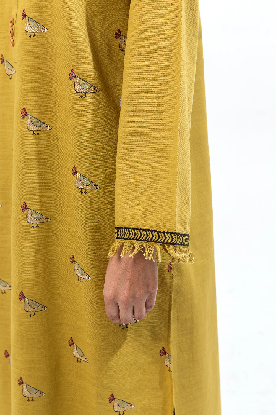 EMBROIDERED KHADDAR SHIRT (PRET) - Image 5