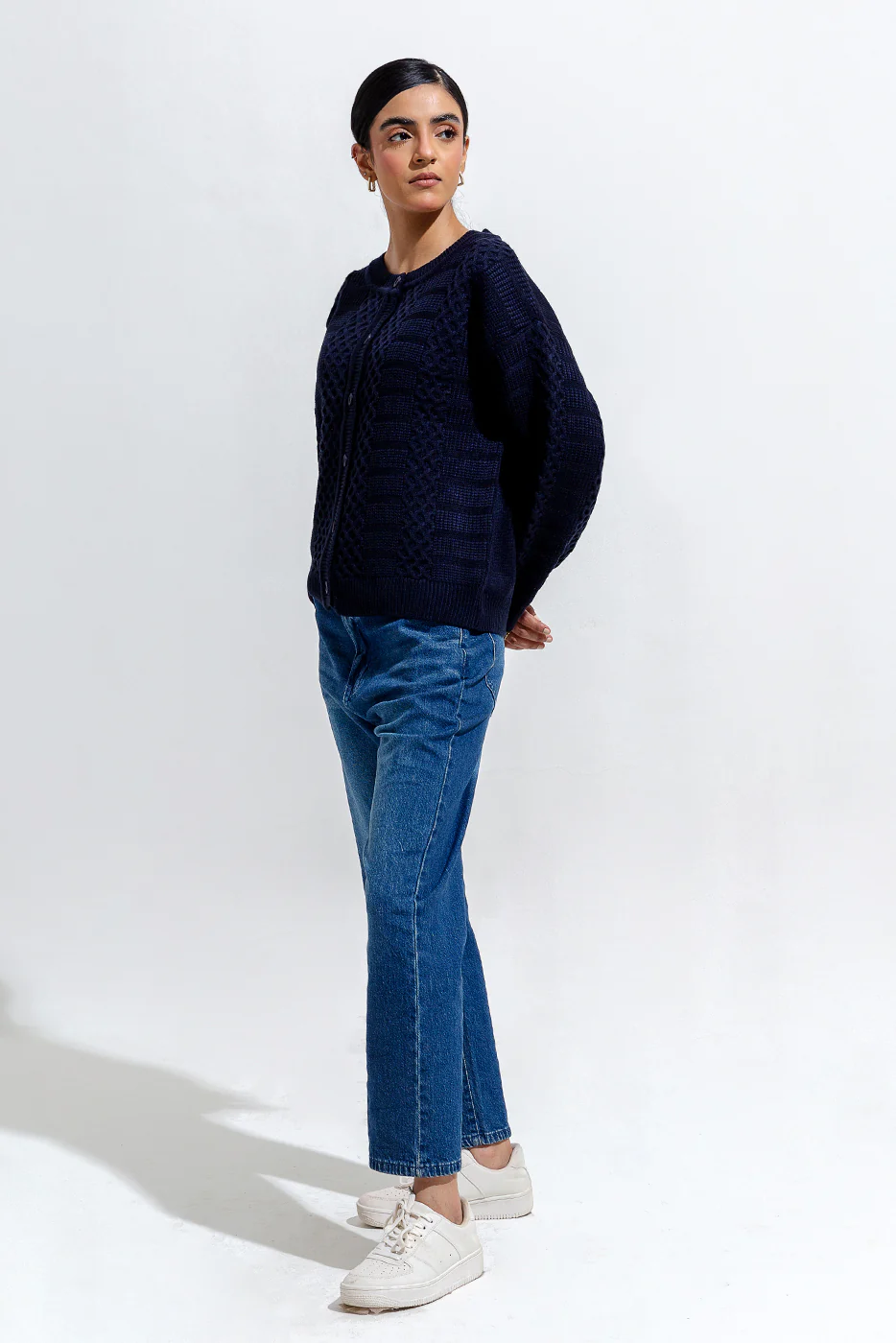 KNITTED CREW NECK CARDIGAN - Image 4