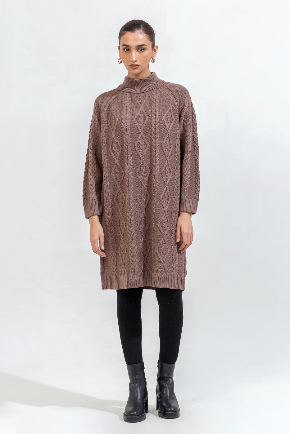 KNITTED KNEE LENGTH DRESS - Image 2
