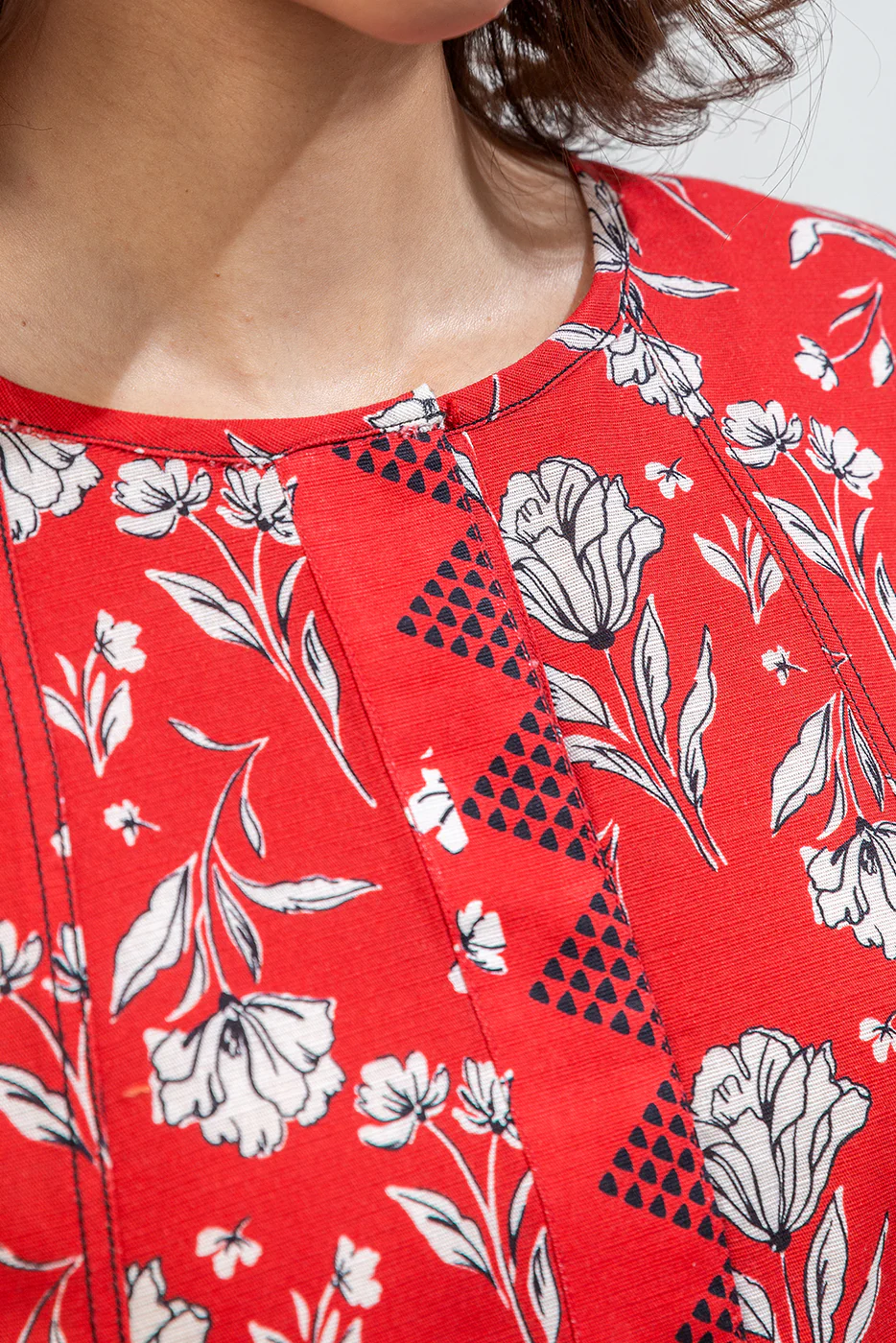 PRINTED KHADDAR SHIRT (PRET) - Image 4