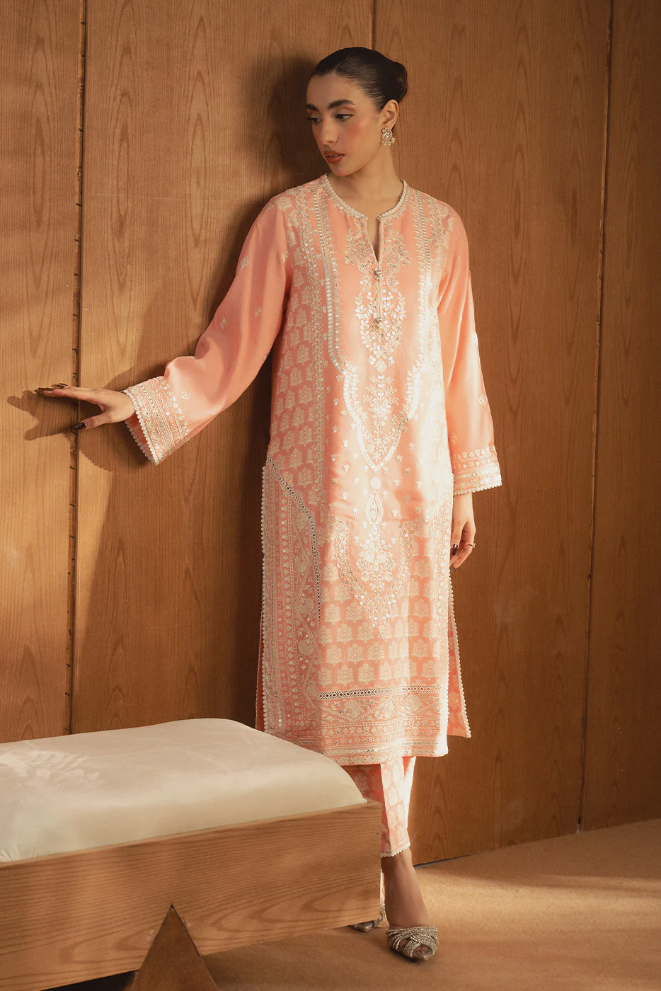 2 PIECE EMBROIDERED RAW SILK SUIT (LUXURY PRET) - Image 3