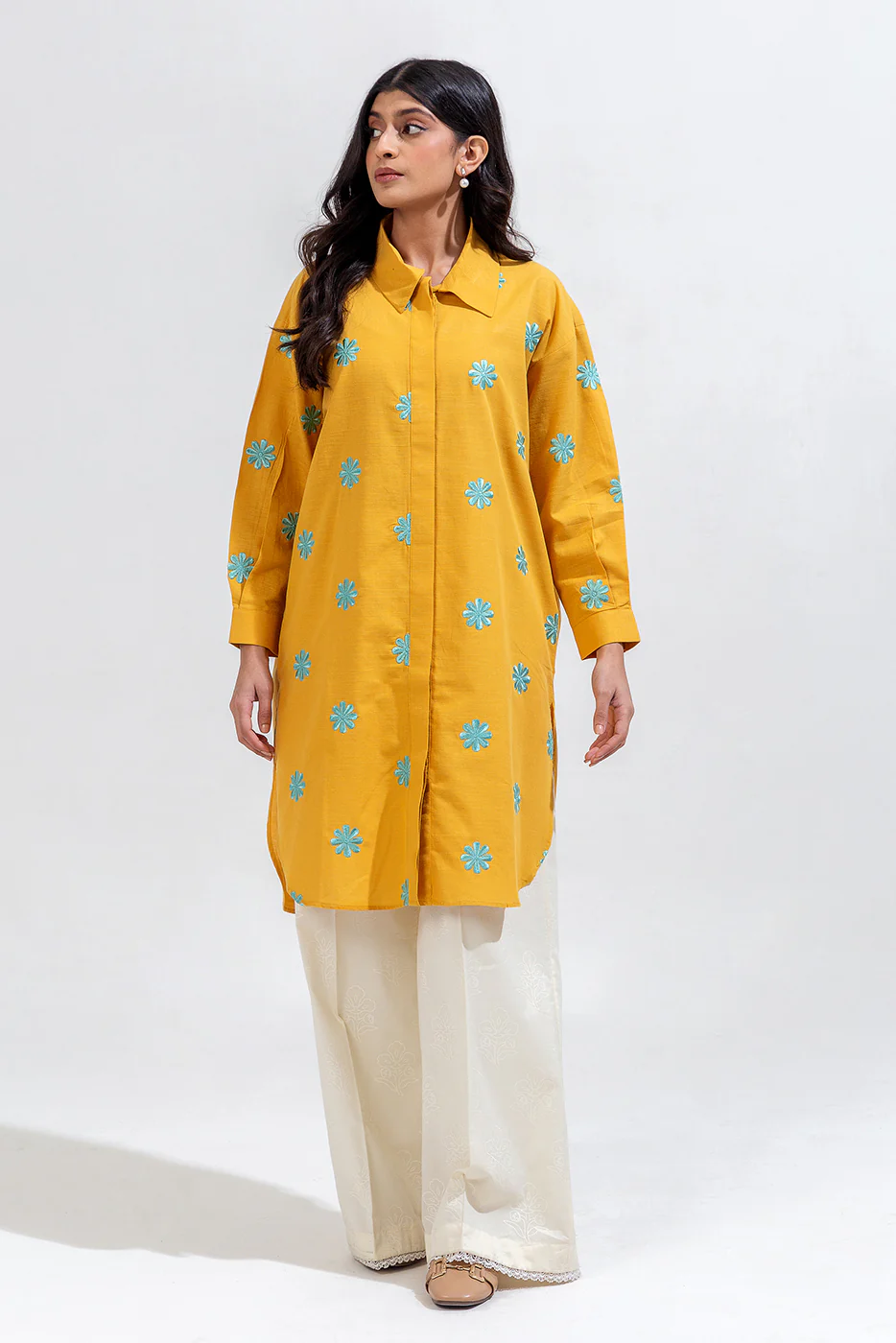 EMBROIDERED KHADDAR SHIRT (PRET) - Image 2