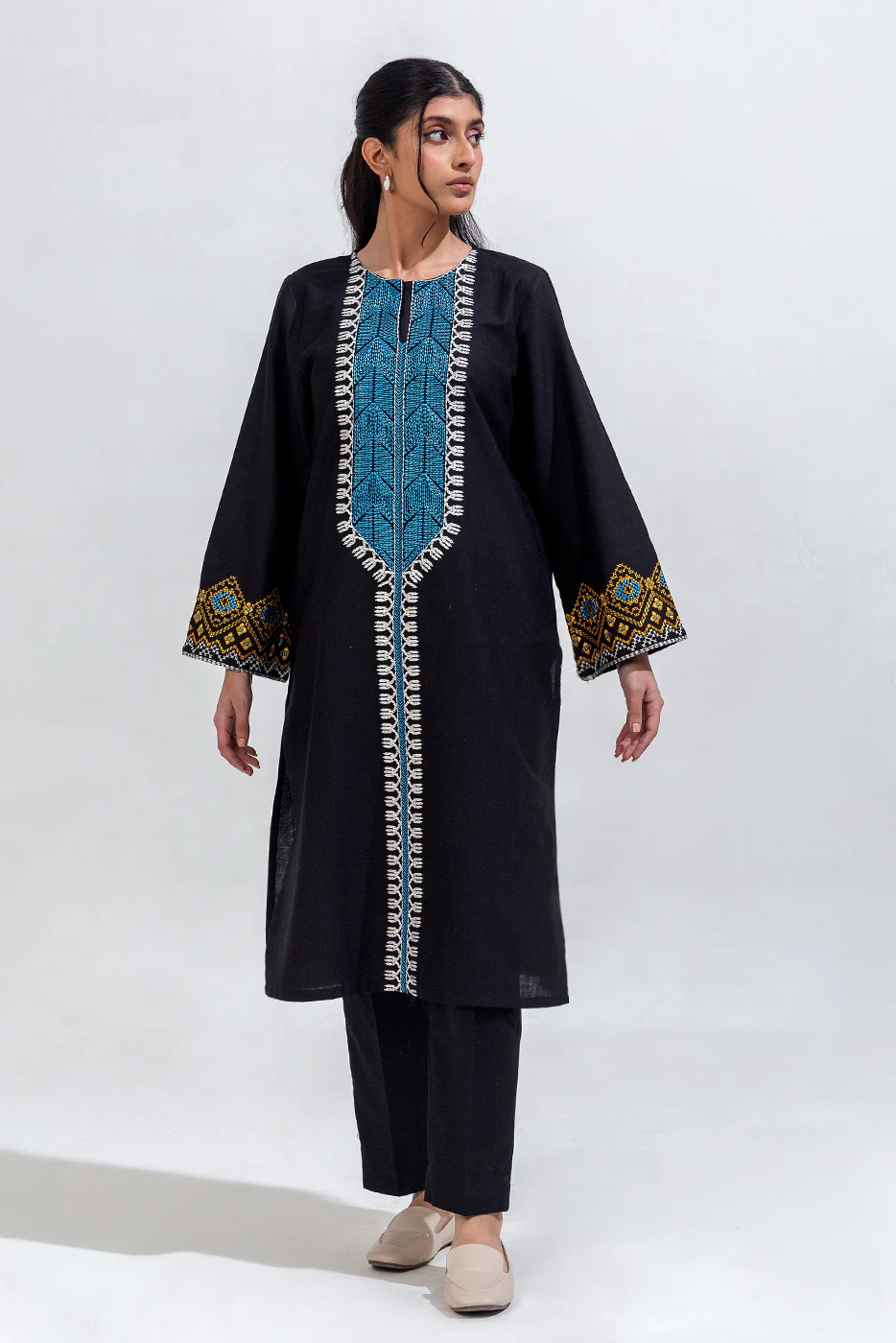 2 PIECE EMBROIDERED KHADDAR SUIT (PRET) - Image 4