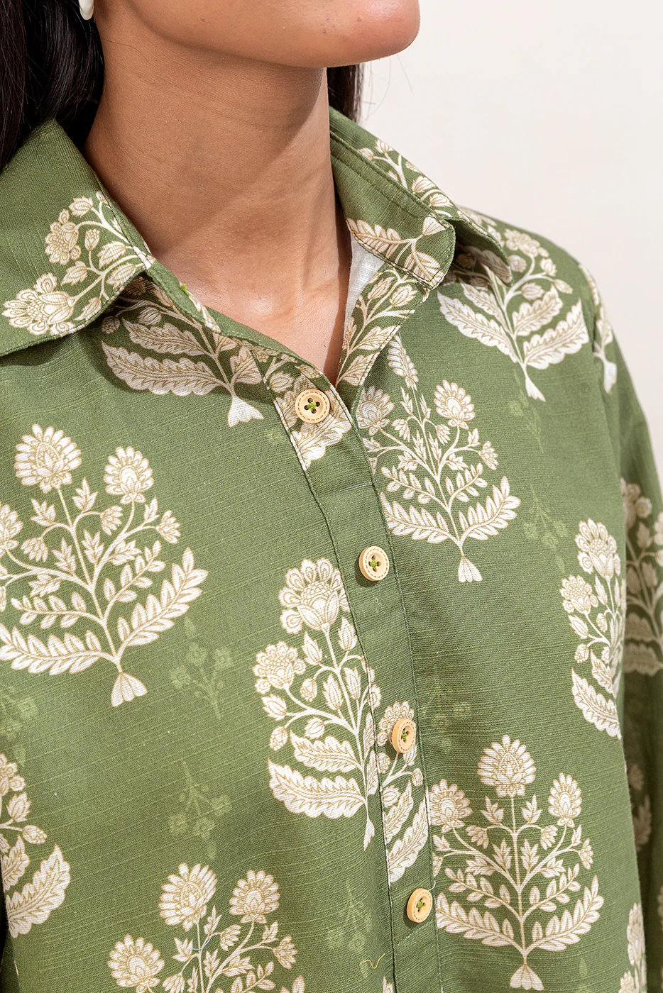3 PIECE PRINTED KHADDAR SUIT-OLIVE FERN (UNSTITCHED) - Image 5