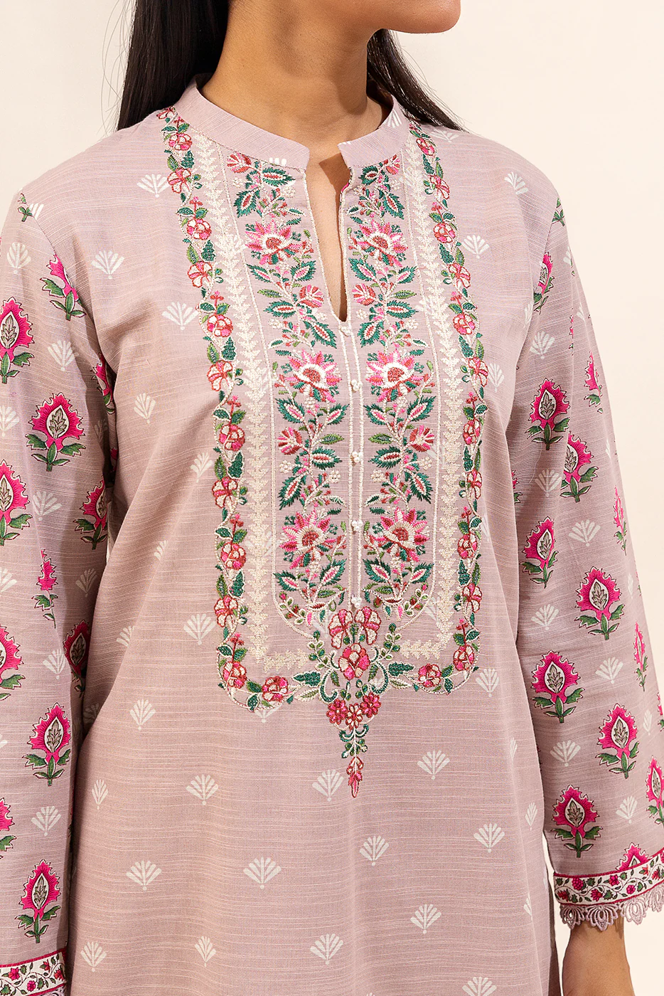 3 PIECE EMBROIDERED KHADDAR SUIT-ARDENT DESIRE (UNSTITCHED) - Image 5