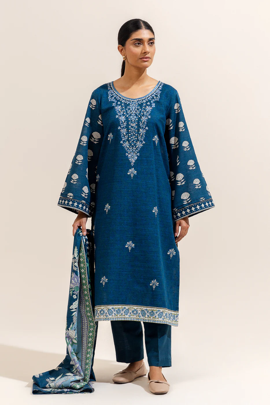 3 PIECE EMBROIDERED KHADDAR SUIT-CELESTIAL NAVY (UNSTITCHED) - Image 3