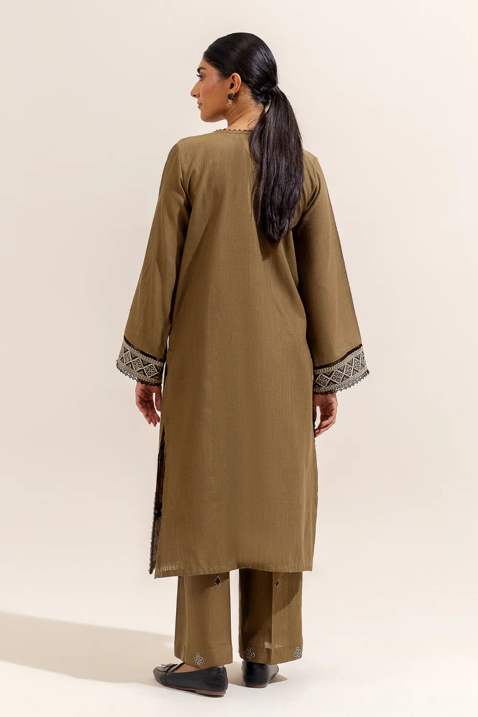 2 PIECE EMBROIDERED KHADDAR SUIT-DIJON CHARM (UNSTITCHED) - Image 4