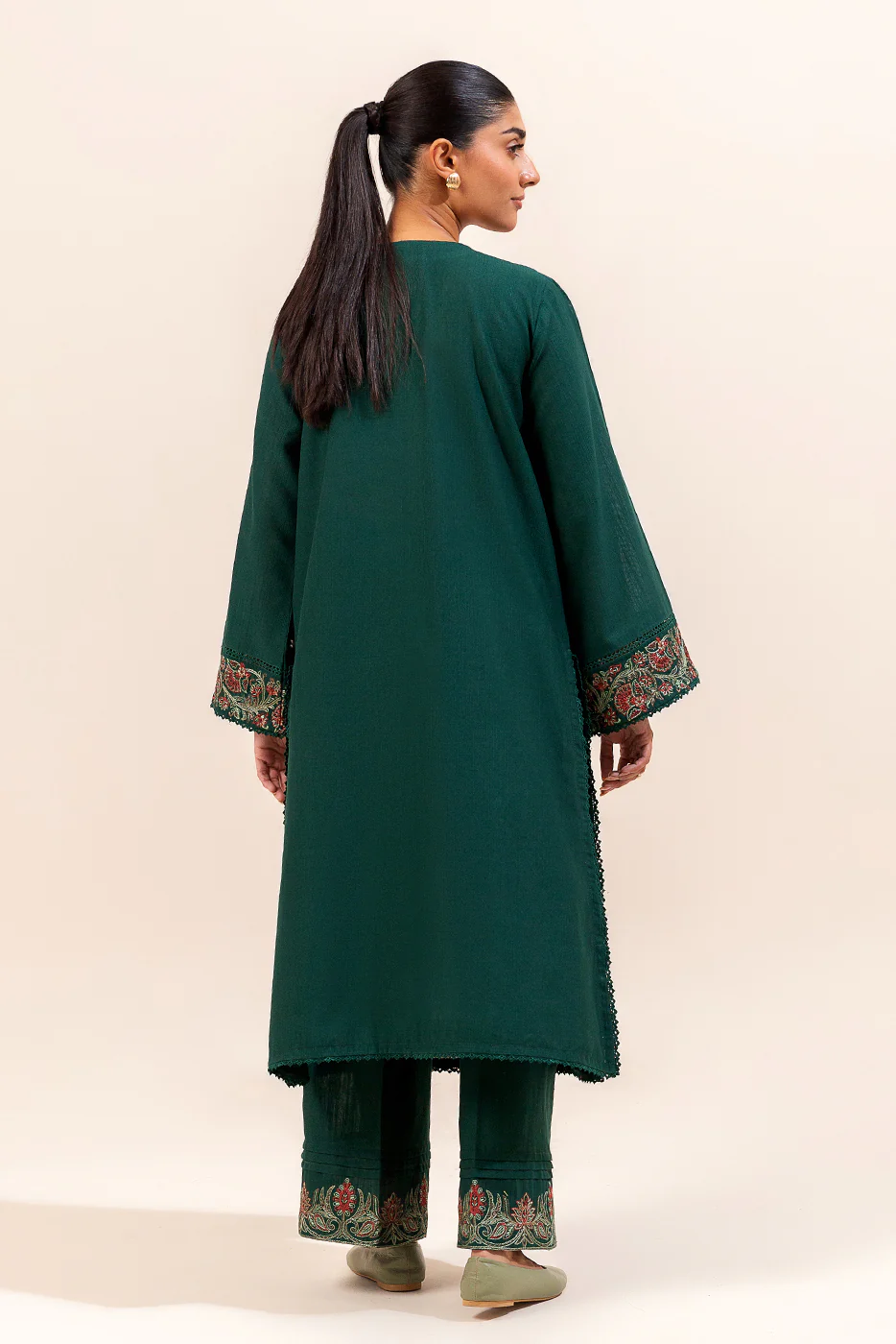 2 PIECE EMBROIDERED KHADDAR SUIT-VERDANT HAZE (UNSTITCHED) - Image 3