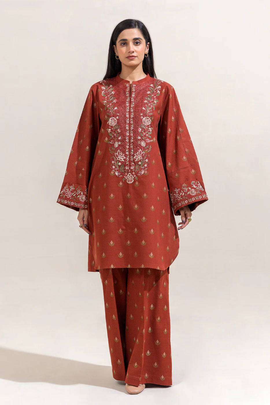 2 PIECE EMBROIDERED SELF JACQUARAD SUIT-GARLAND BRONZE (UNSTITCHED) - Image 4
