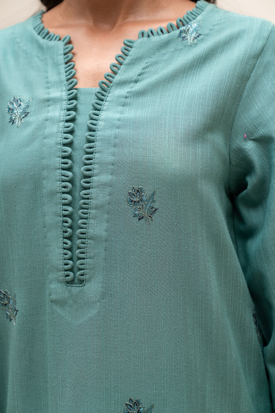 3 PIECE EMBROIDERED KHADDAR SUIT-STONE GREY (UNSTITCHED) - Image 5